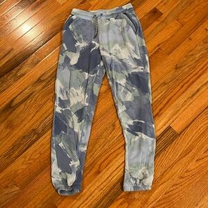 Marbled blue and green pants with 2 pockets and with tie to make tighter size 12